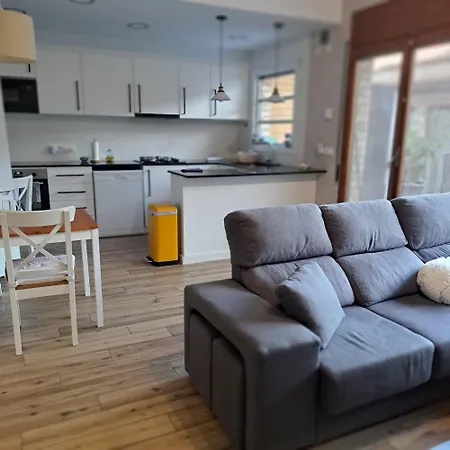 Acasa Apartman San Lorenzo de Morunys